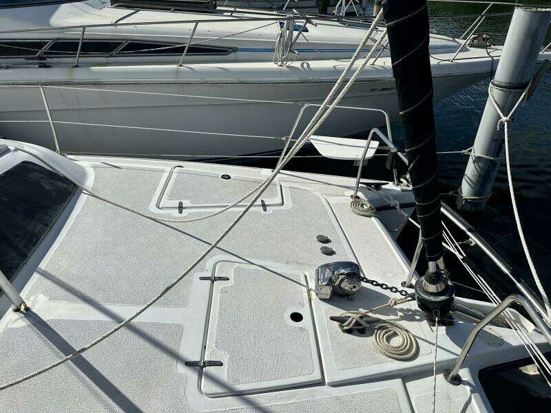 Oracle 33ft Gemini Yacht For Sale