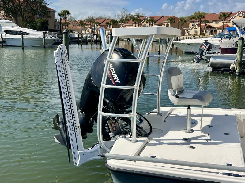 21' 2021 Mako 21 LTS
