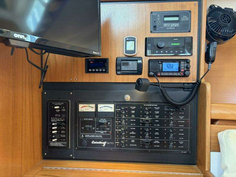 GUINEVERE 36ft Catalina Yacht For Sale