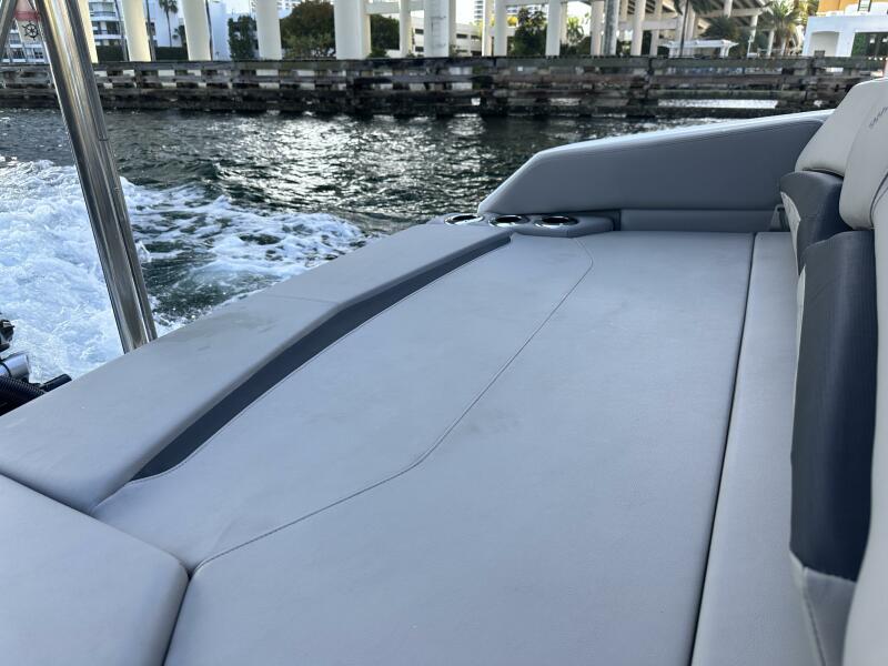 26' 2022 Four Winns HD8 OB