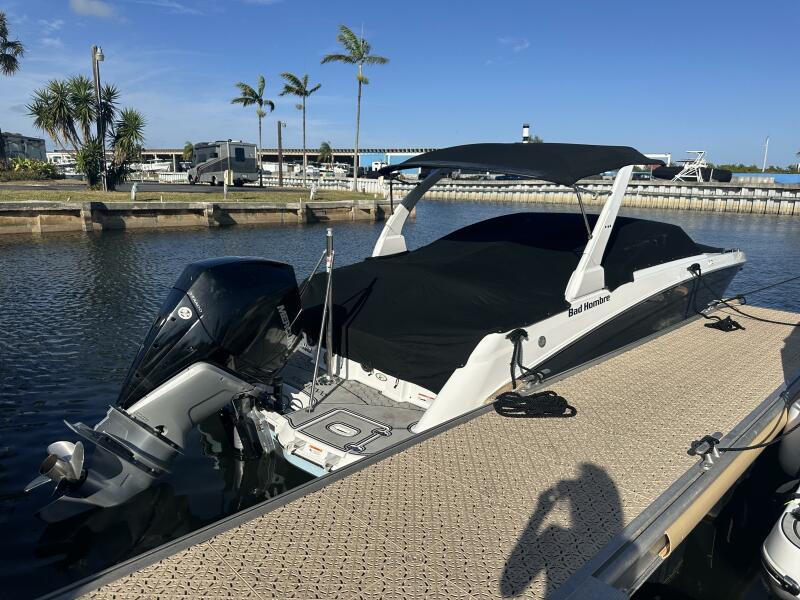 26' 2022 Four Winns HD8 OB