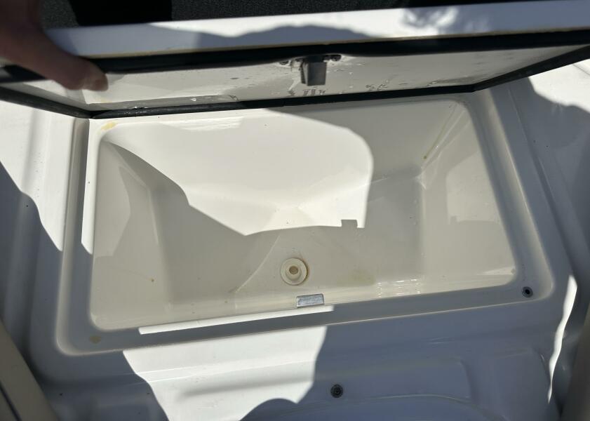 26' 2022 Four Winns HD8 OB