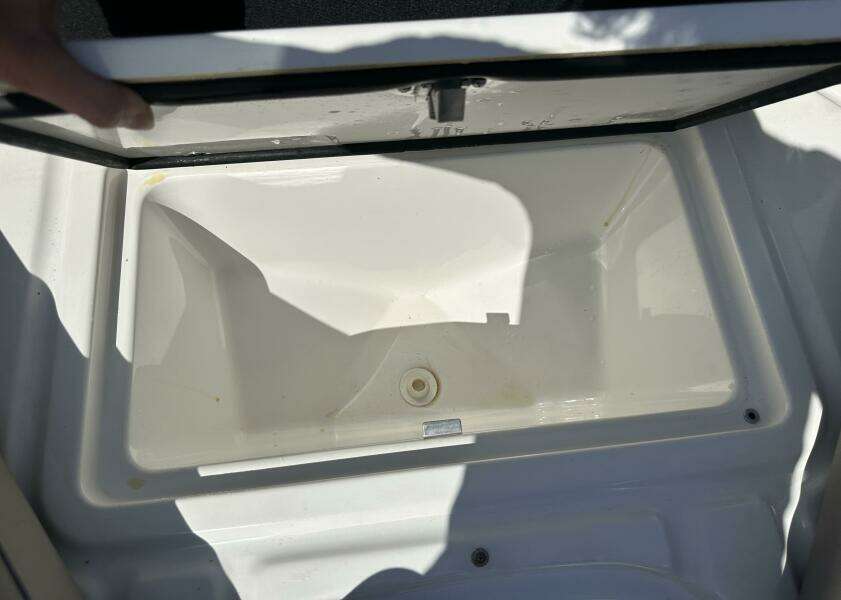 26ft Four Winns Yacht For Sale