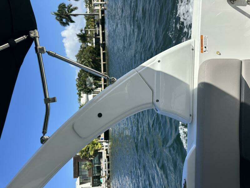 26ft Four Winns Yacht For Sale