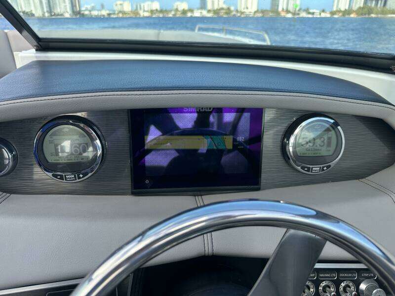 26ft Four Winns Yacht For Sale