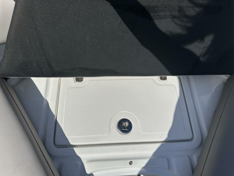 26' 2022 Four Winns HD8 OB