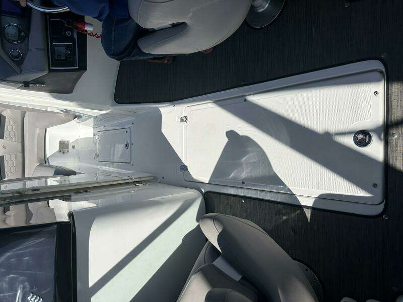 26ft Four Winns Yacht For Sale