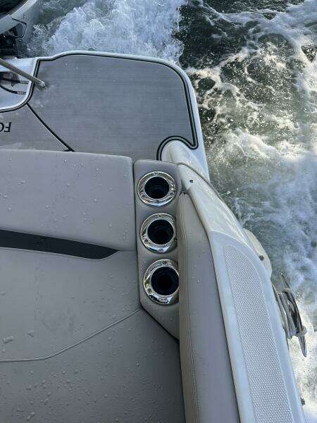 26ft Four Winns Yacht For Sale