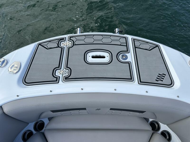 26' 2022 Four Winns HD8 OB