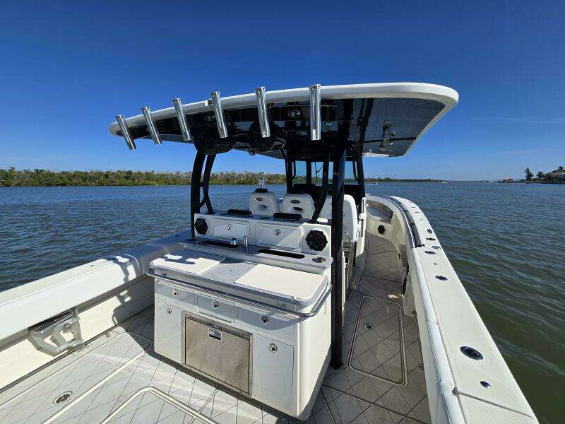 42ft HCB Yacht For Sale