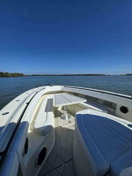 42ft HCB Yacht For Sale