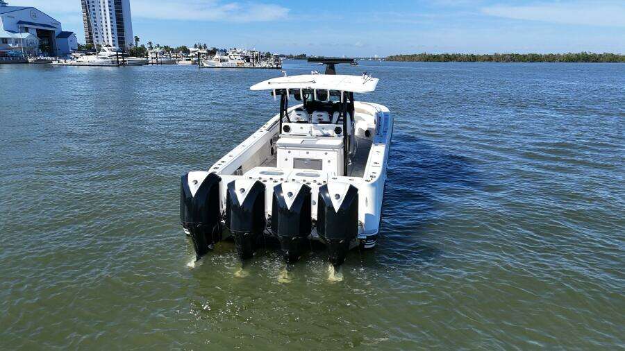 42ft HCB Yacht For Sale