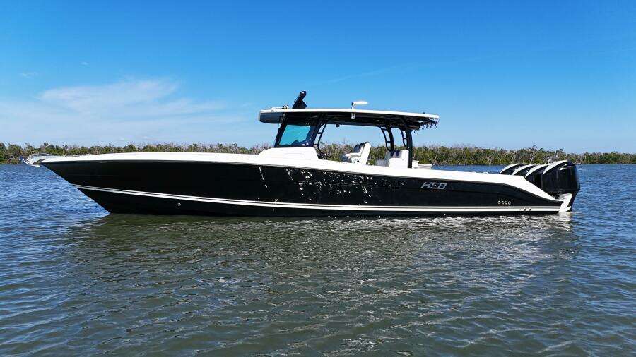 42ft HCB Yacht For Sale