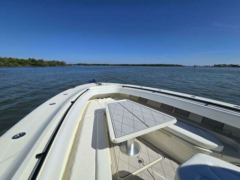 42ft HCB Yacht For Sale