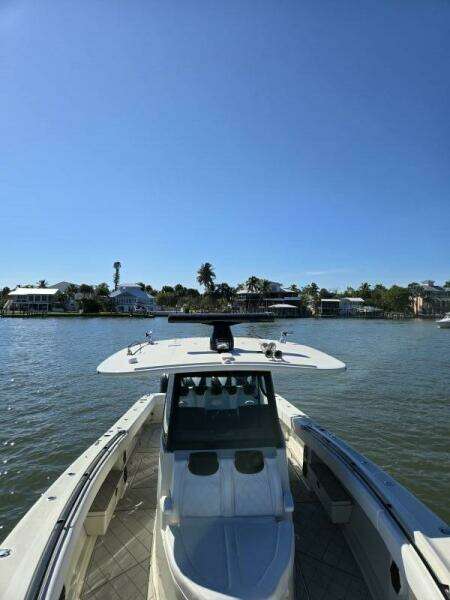 42ft HCB Yacht For Sale