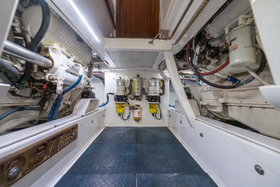 40' 1991 Gamefisherman 40 Convertible