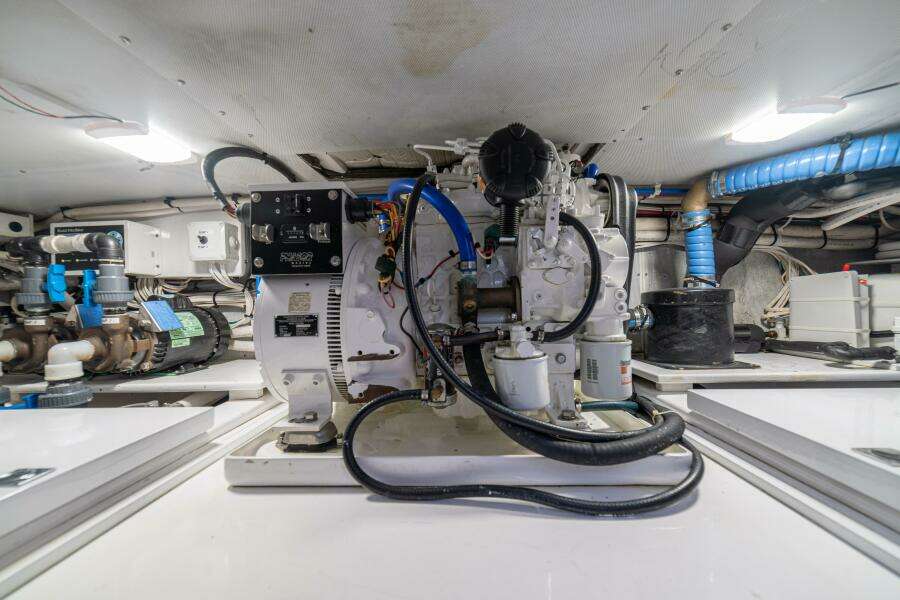 1991 Gamefisherman 40 Convertible 