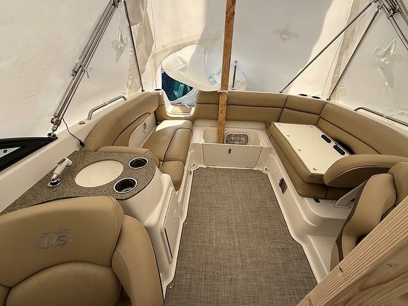 24' 2019 NauticStar 243 DC