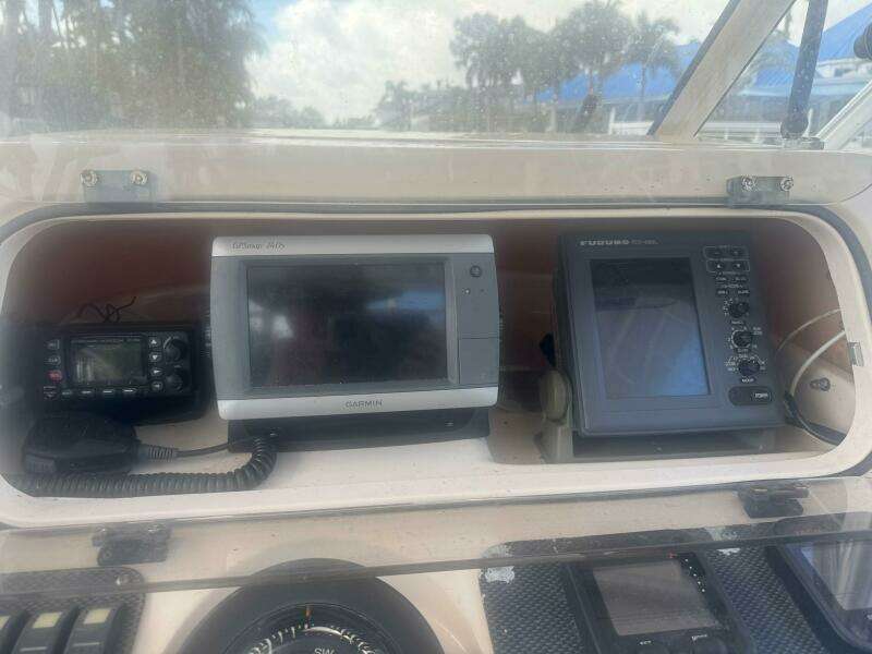 Off Call Too 26ft Grady White Yacht For Sale