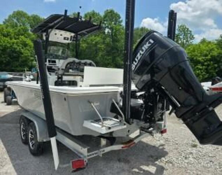 24' 2023 Sea Pro 248 Bay