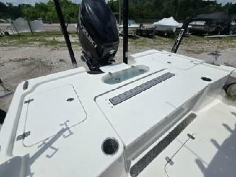 24' 2023 Sea Pro 248 Bay