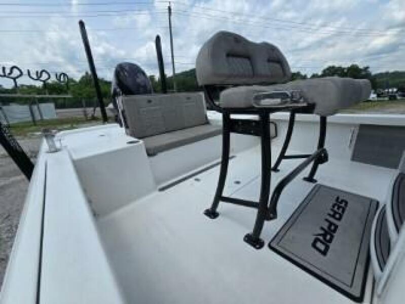24' 2023 Sea Pro 248 Bay