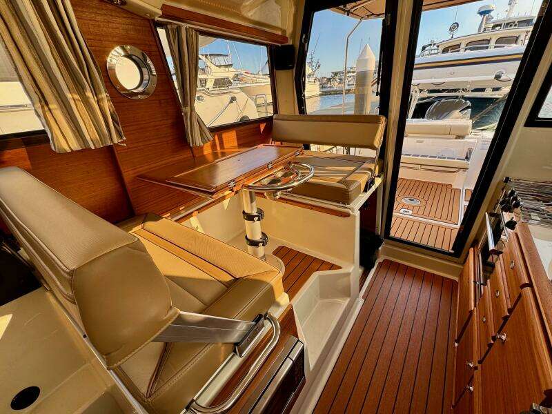 NOODLES 27ft Ranger Tugs Yacht For Sale