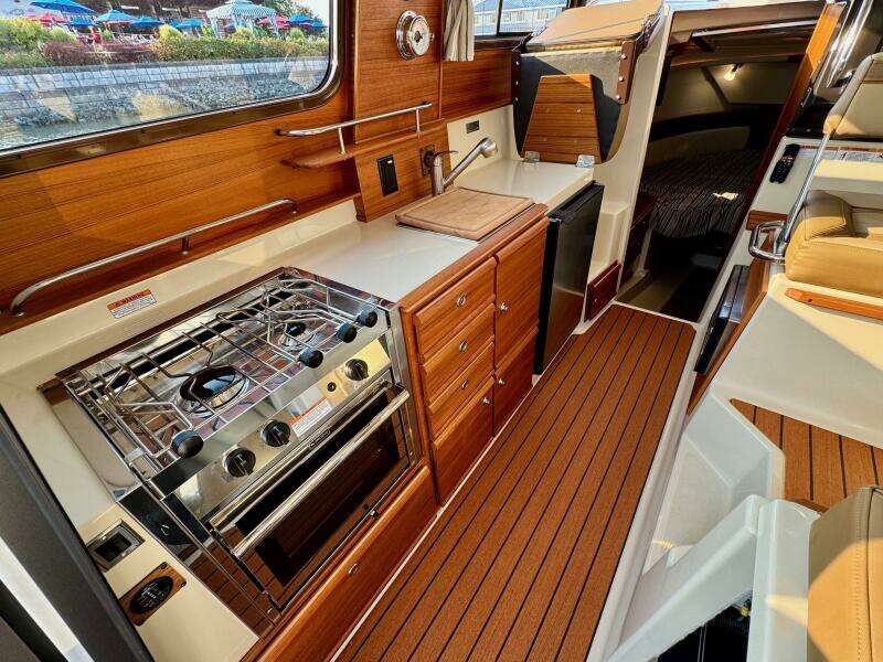 NOODLES 27ft Ranger Tugs Yacht For Sale