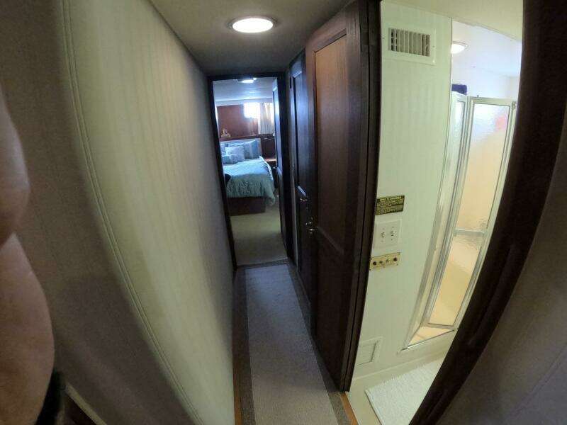 SAINT PAUL 54ft Hatteras Yacht For Sale