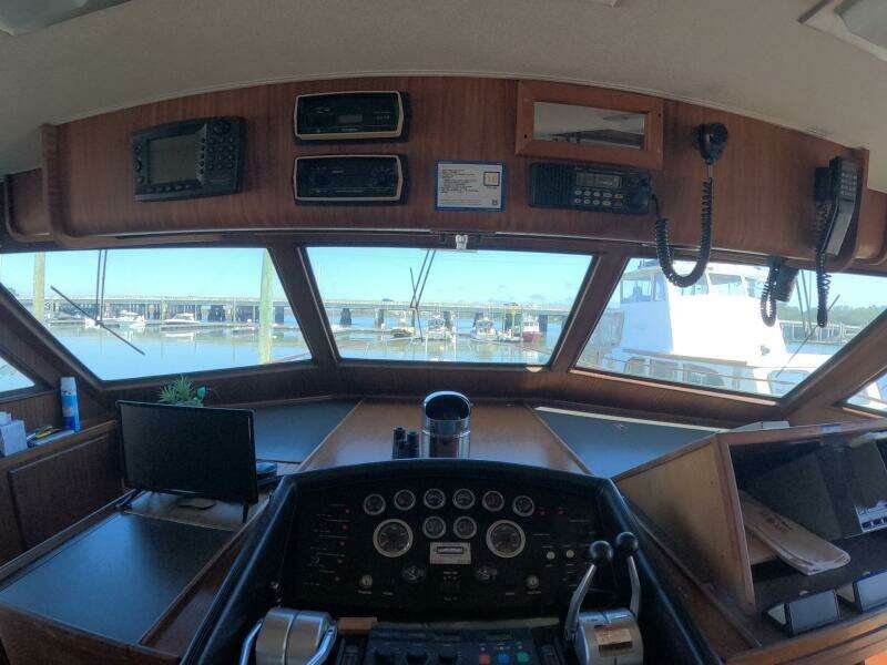 SAINT PAUL 54ft Hatteras Yacht For Sale