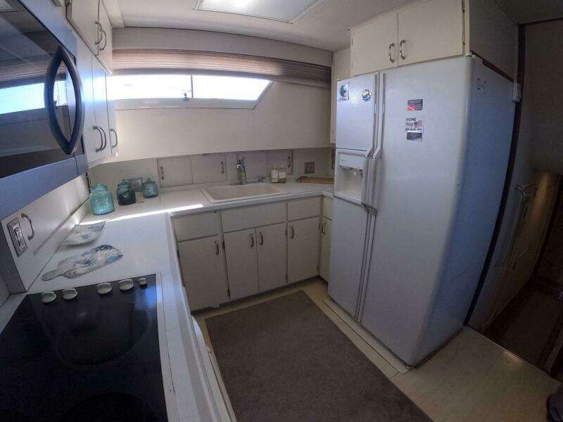 SAINT PAUL 54ft Hatteras Yacht For Sale