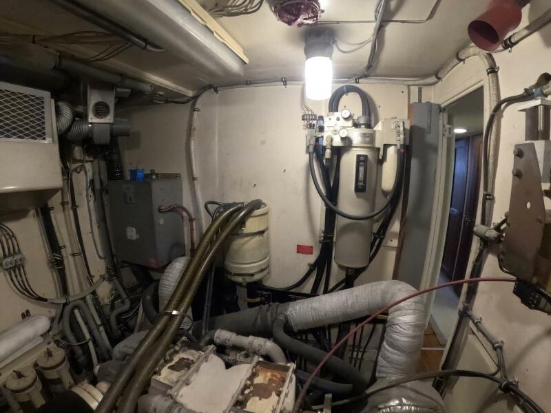 54' 1987 Hatteras 54MY