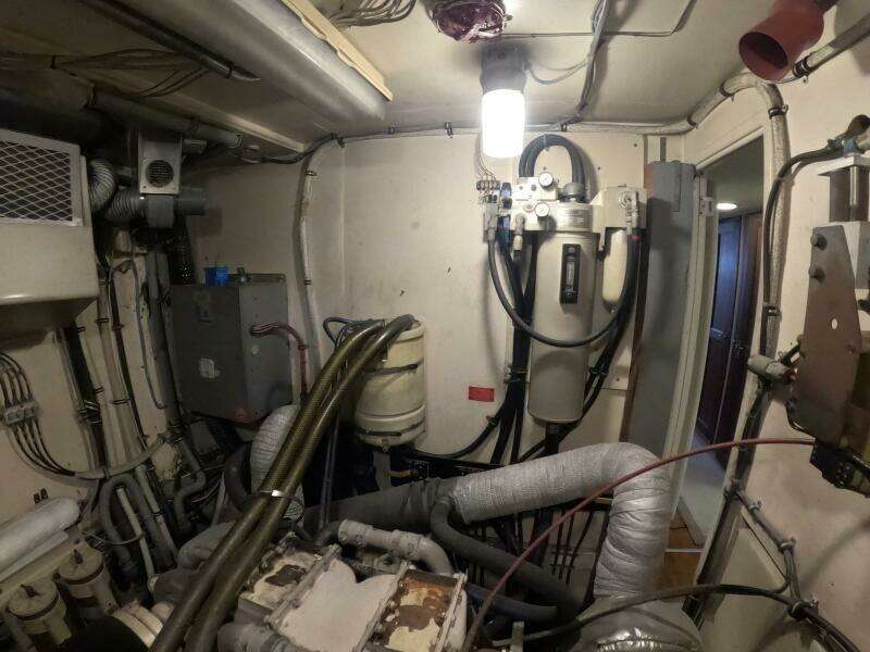 SAINT PAUL 54ft Hatteras Yacht For Sale