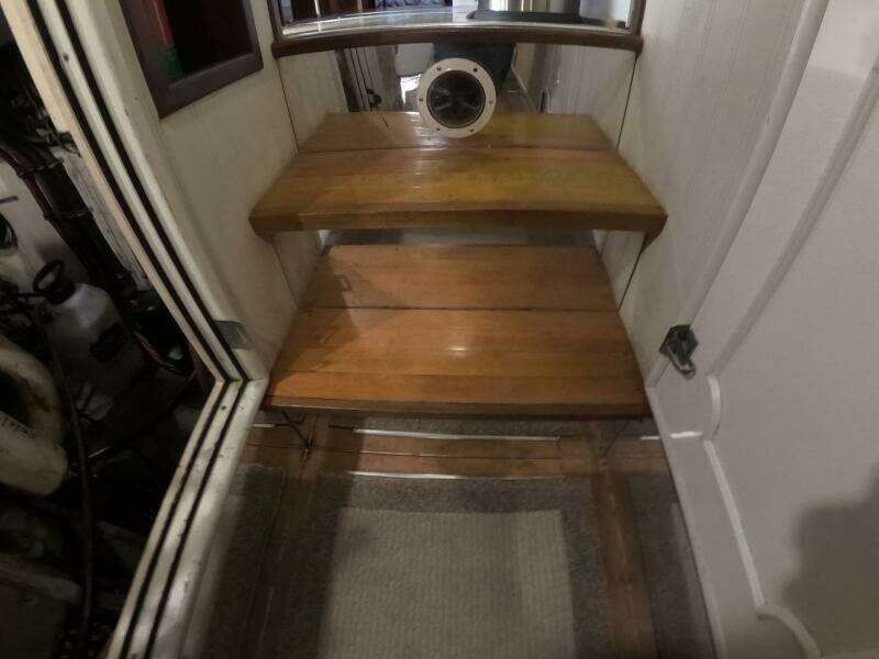 SAINT PAUL 54ft Hatteras Yacht For Sale