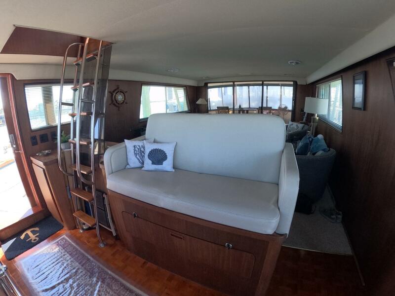 54' 1987 Hatteras 54MY