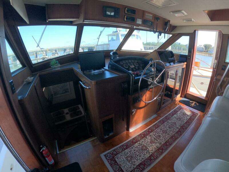 SAINT PAUL 54ft Hatteras Yacht For Sale