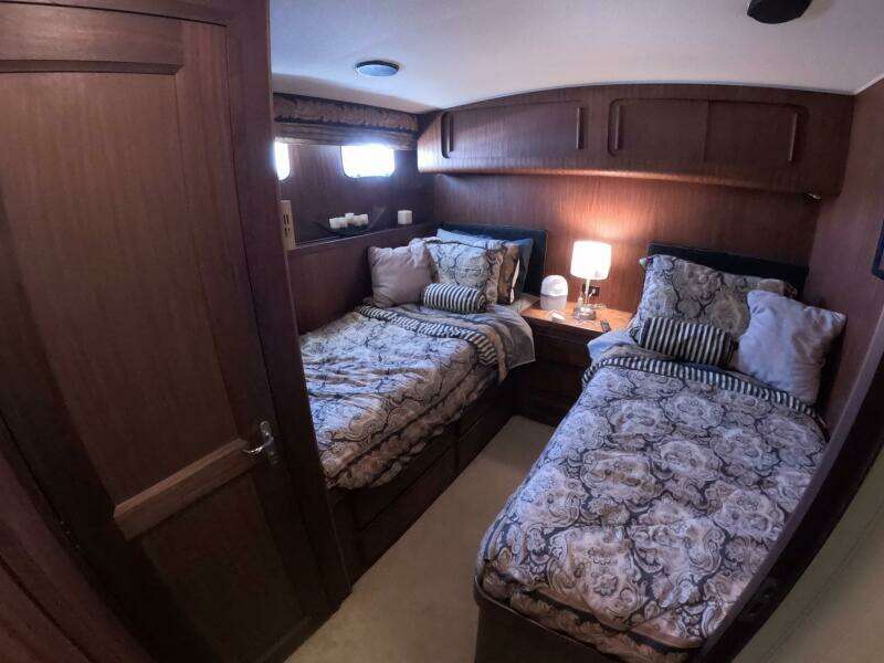 SAINT PAUL 54ft Hatteras Yacht For Sale