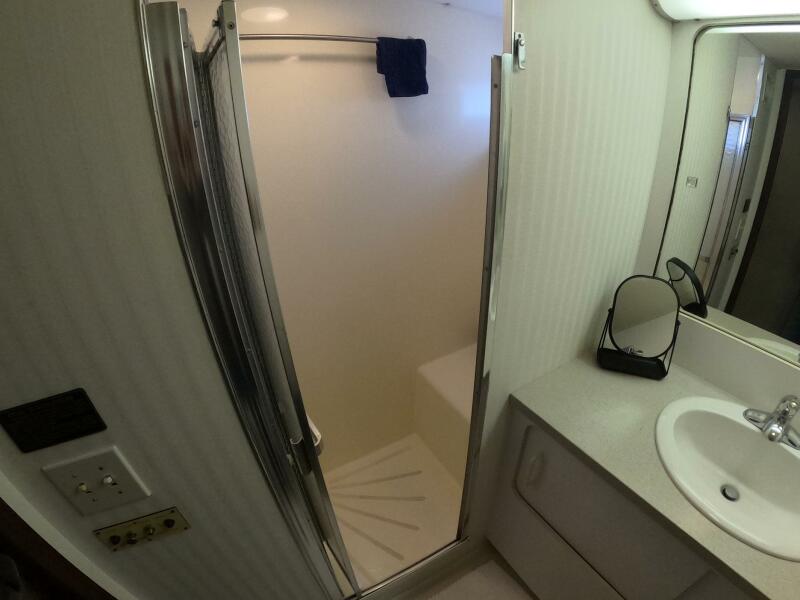 54' 1987 Hatteras 54MY