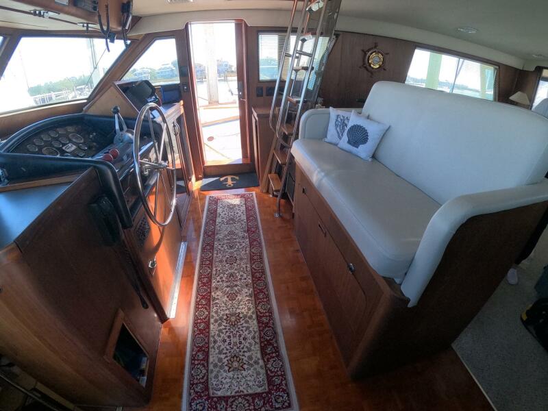 54' 1987 Hatteras 54MY