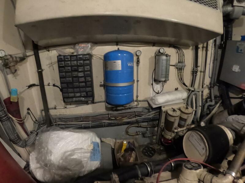 54' 1987 Hatteras 54MY