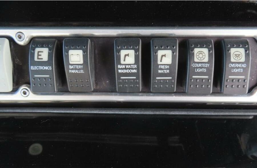 53' 2018 HCB 53 Suenos