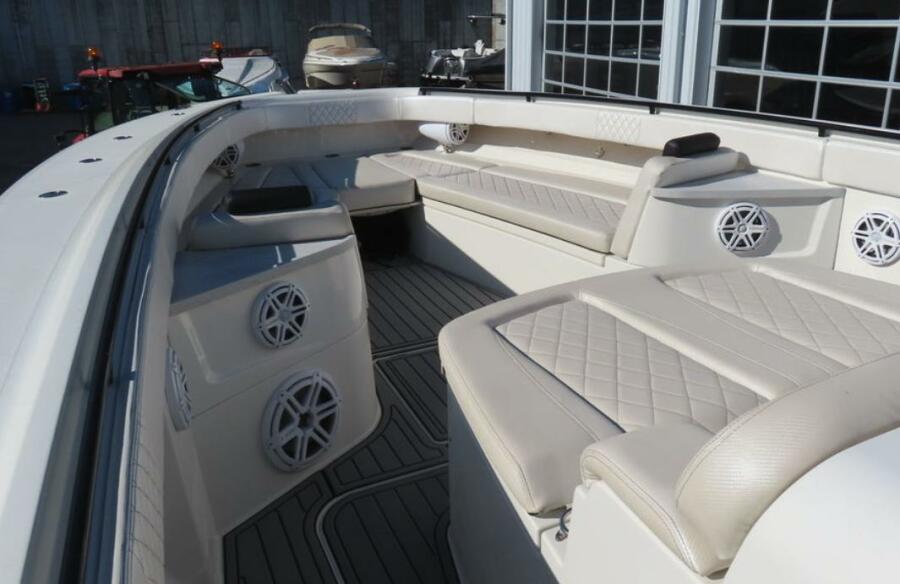 53' 2018 HCB 53 Suenos