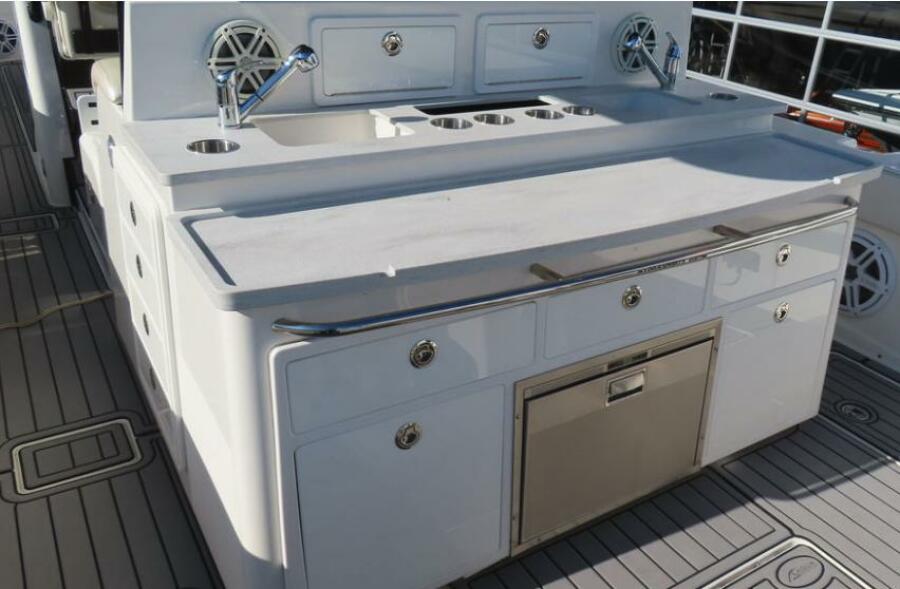 53' 2018 HCB 53 Suenos