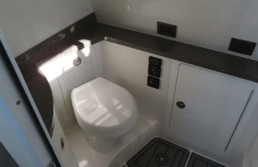 53' 2018 HCB 53 Suenos