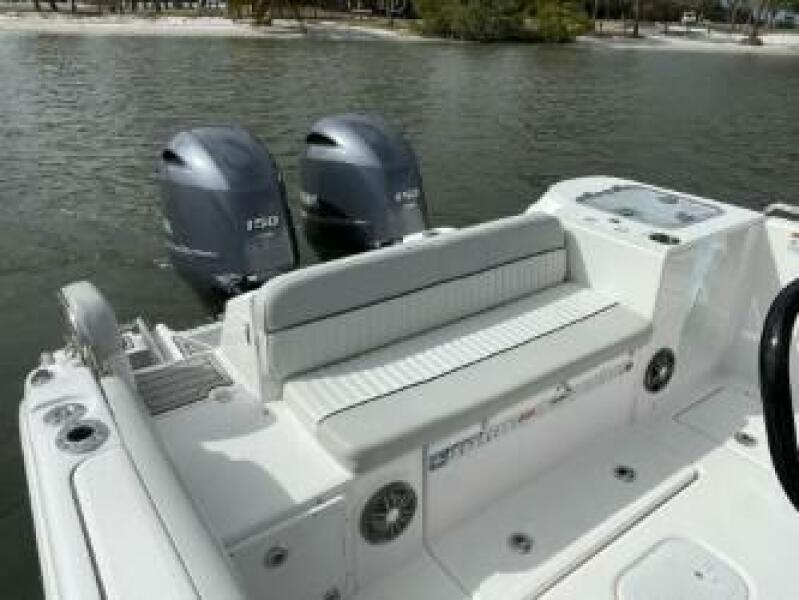 26' 2023 Sea Fox 268 Commander