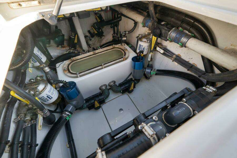 Heavy Hitter 39ft Contender Yacht For Sale