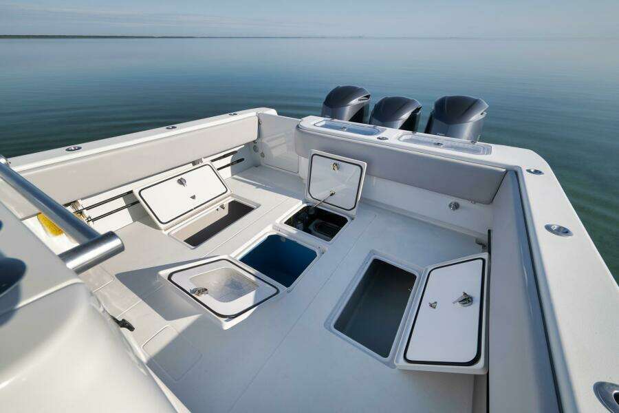 Heavy Hitter 39ft Contender Yacht For Sale