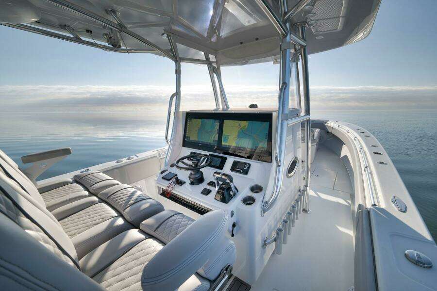 Heavy Hitter 39ft Contender Yacht For Sale