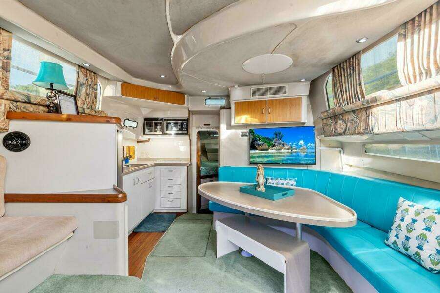 1996 Mainship 37 Motor Yacht