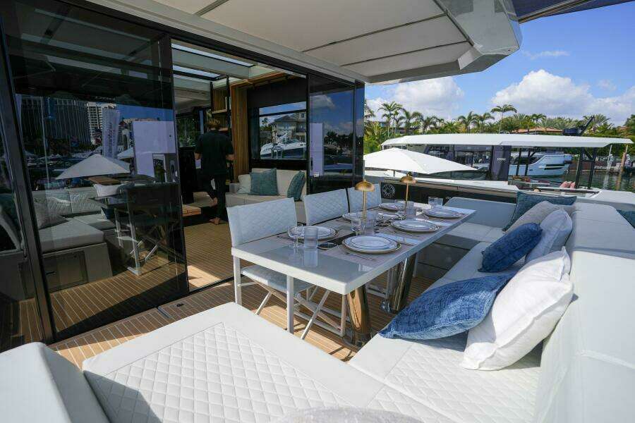 60ft De Antonio Yacht For Sale